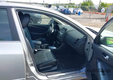 2011 Nissan Altima S z USA, uszkodzony, nr VIN 1N4AL2AP9BN418409